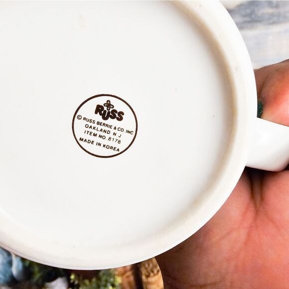 VTG 80's " Bearly Made It" Graduation Coffee Mug. - Picture 10 of 15